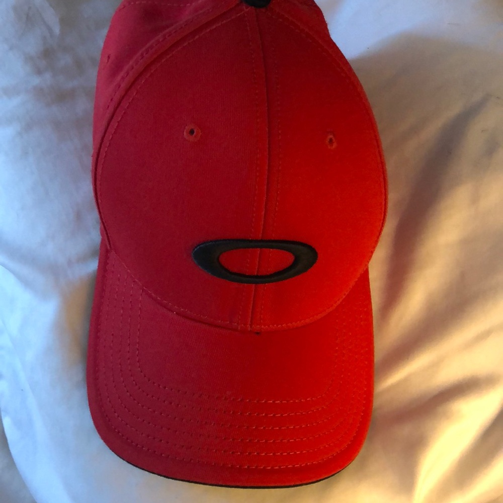 Men hat